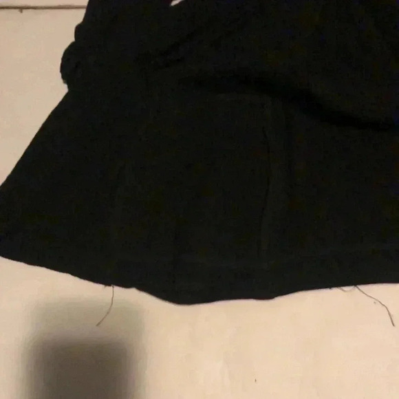 A.L.C casual black gathered sleeve 2 pocket trendy lightweight shrug jacket  8 - Picture 4 of 6